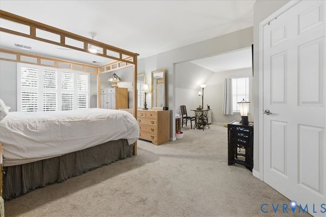 1808 Greenwood Glen Dr, Glen Allen, VA 23059