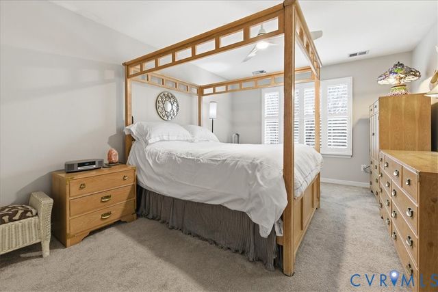 1808 Greenwood Glen Dr, Glen Allen, VA 23059