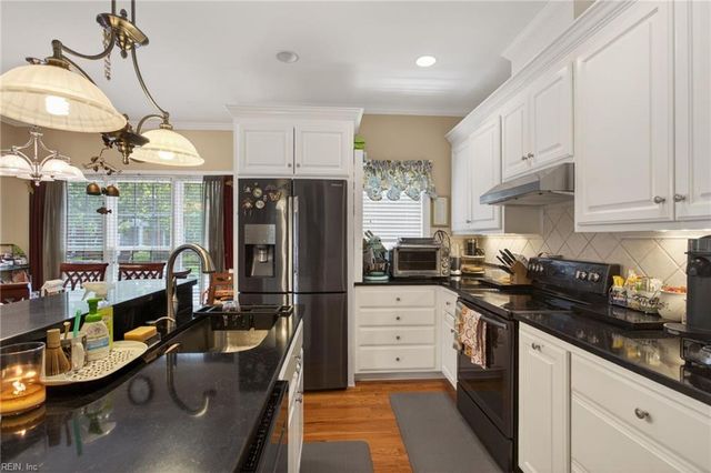 281 T.S. Eliot ST, Newport News, VA 23606