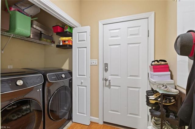 281 T.S. Eliot ST, Newport News, VA 23606