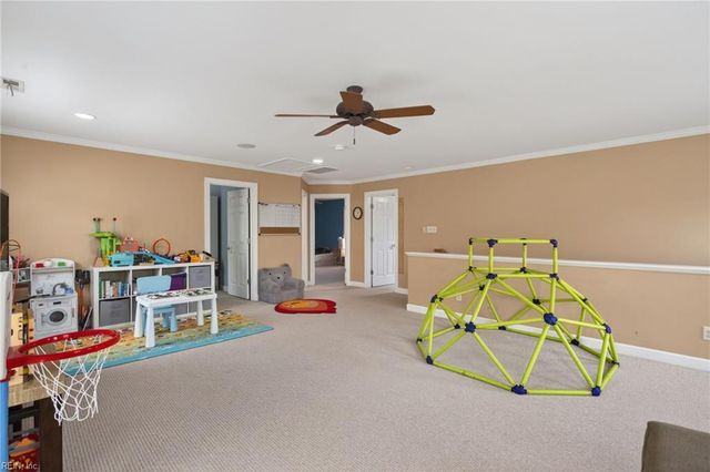 281 T.S. Eliot ST, Newport News, VA 23606