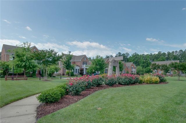 281 T.S. Eliot ST, Newport News, VA 23606