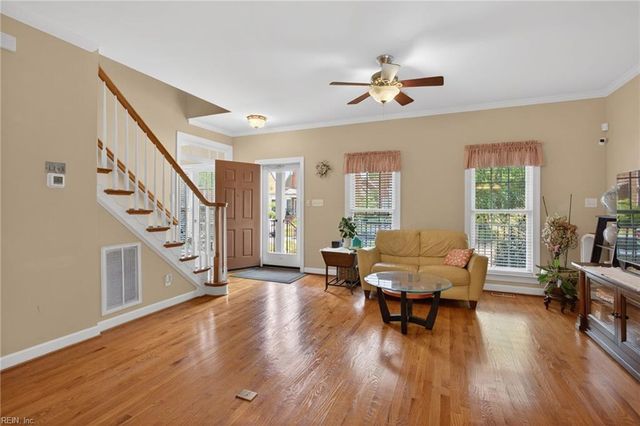 281 T.S. Eliot ST, Newport News, VA 23606
