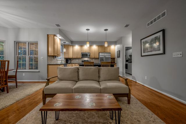 1974 Mountjoy Place, Lexington, KY 40503