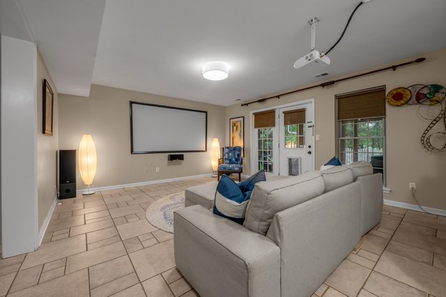 1974 Mountjoy Place, Lexington, KY 40503