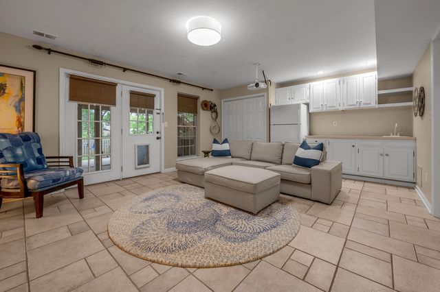 1974 Mountjoy Place, Lexington, KY 40503