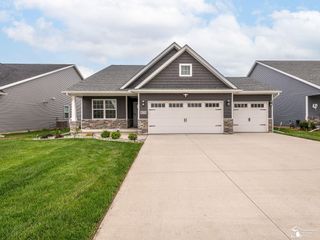 8276 Grande Lake Circle, Temperance, MI 48182