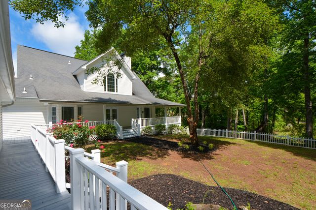 3426 Clarks Bridge Road, Gainesville, GA 30506