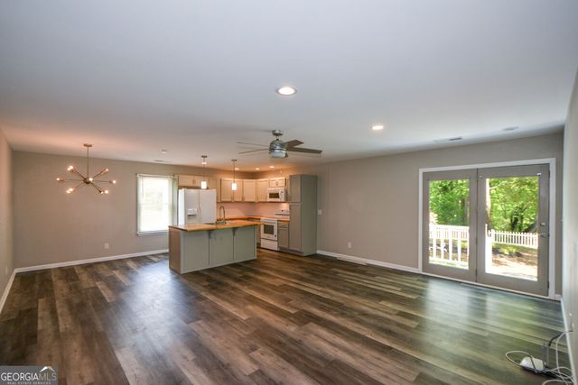 3426 Clarks Bridge Road, Gainesville, GA 30506
