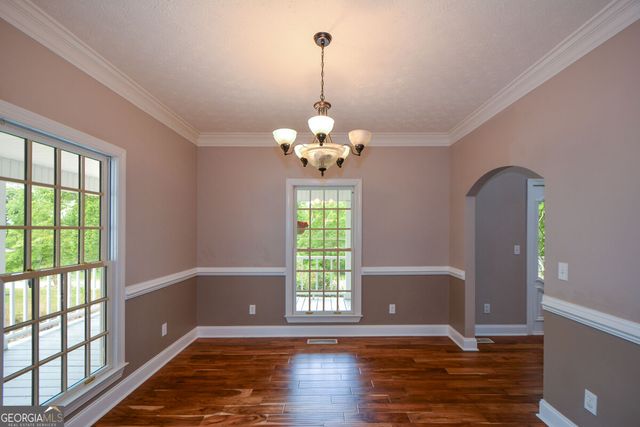 3426 Clarks Bridge Road, Gainesville, GA 30506
