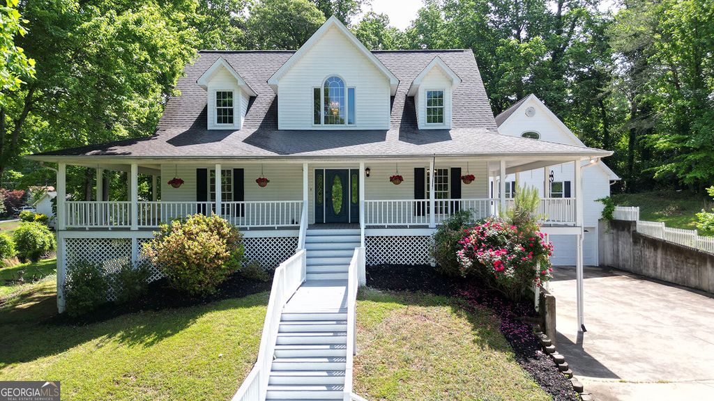 3426 Clarks Bridge Road, Gainesville, GA 30506