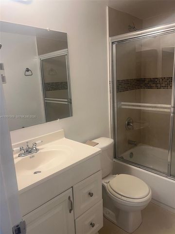 842 NE 209th St 105-37, Miami, FL 33179