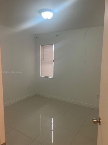 842 NE 209th St 105-37, Miami, FL 33179