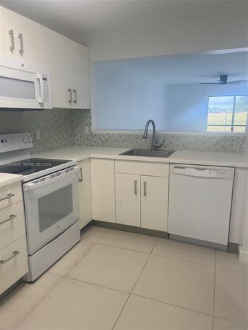 842 NE 209th St 105-37, Miami, FL 33179