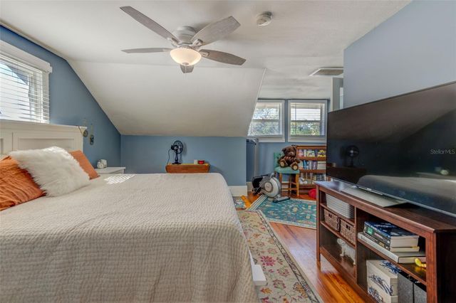 615 GROVE STREET N, St Petersburg, FL 33701