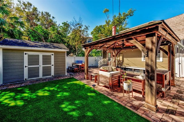 615 GROVE STREET N, St Petersburg, FL 33701