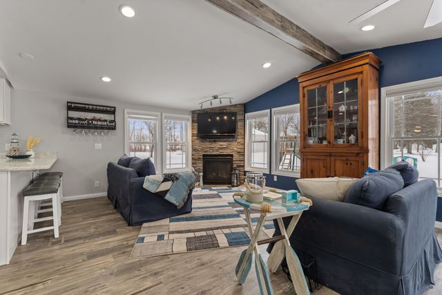 31486 County Line Road, Dowagiac, MI 49047