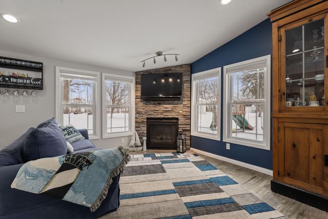 31486 County Line Road, Dowagiac, MI 49047