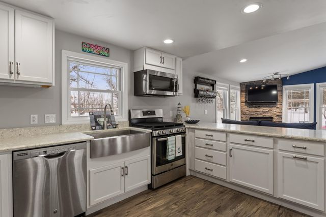 31486 County Line Road, Dowagiac, MI 49047