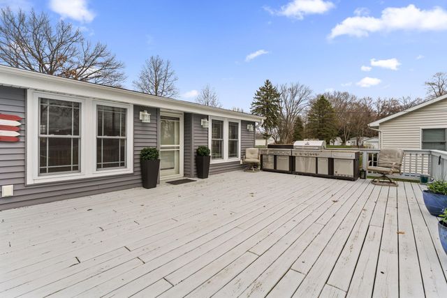 31486 County Line Road, Dowagiac, MI 49047