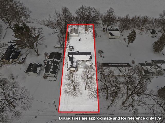 31486 County Line Road, Dowagiac, MI 49047