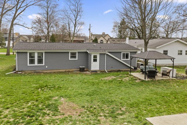 31486 County Line Road, Dowagiac, MI 49047