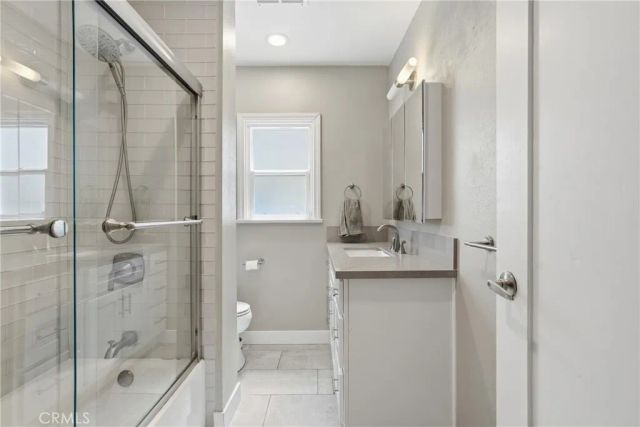 1224 24th, Santa Monica, CA 90404