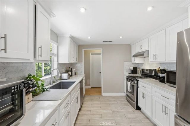 1224 24th, Santa Monica, CA 90404