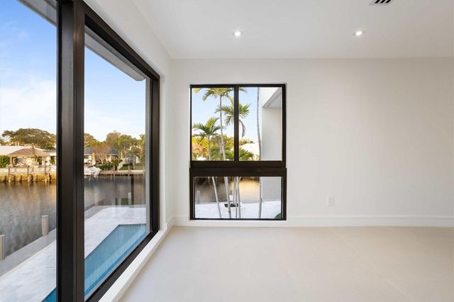 2791 NE 57th Court, Fort Lauderdale, FL 33308