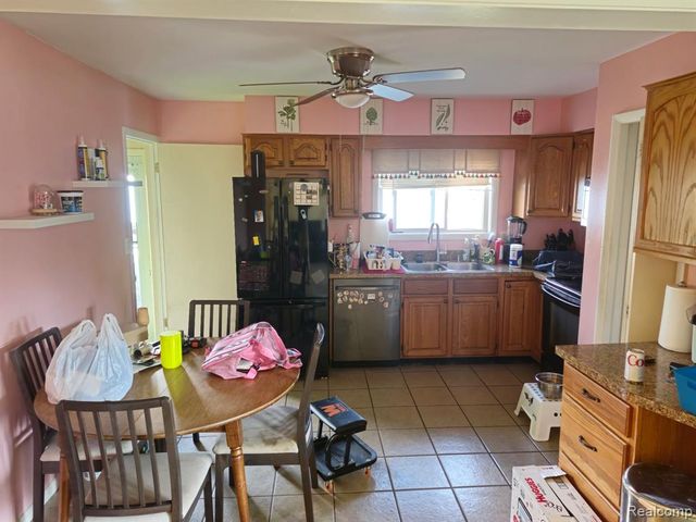 1353 E Decamp Street, Burton, MI 48529