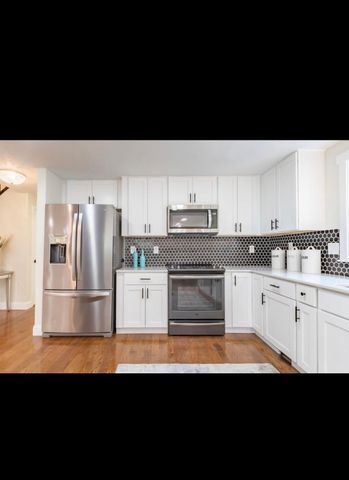 10 Oriole Road, Windham, NH 03087