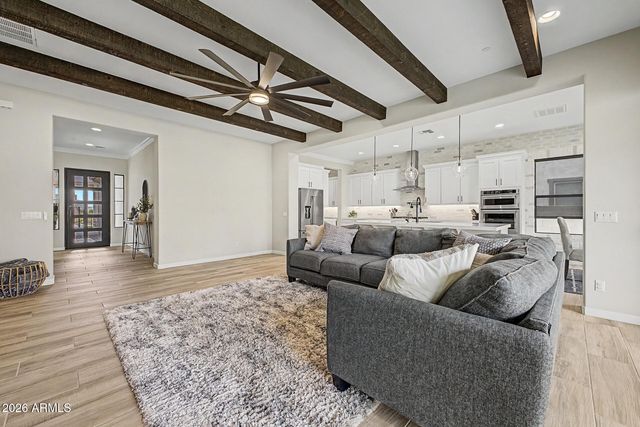 8018 E JAEGER Street, Mesa, AZ 85207