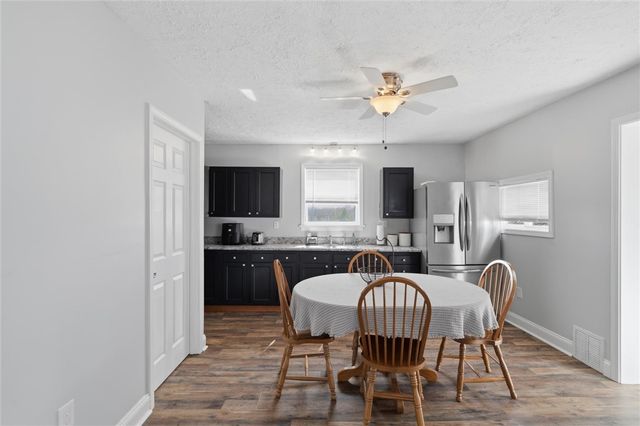 1605 4th St, Patterson Twp, PA 15010