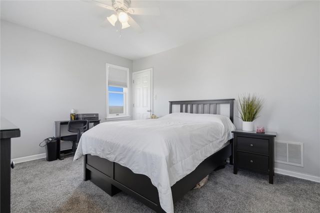 1605 4th St, Patterson Twp, PA 15010