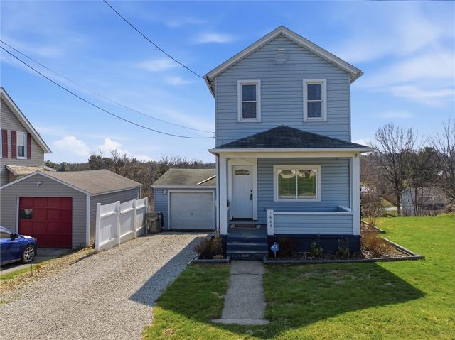 1605 4th St, Patterson Twp, PA 15010