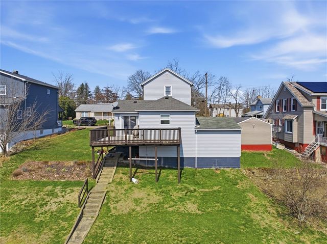 1605 4th St, Patterson Twp, PA 15010