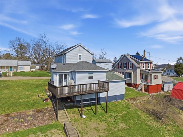 1605 4th St, Patterson Twp, PA 15010