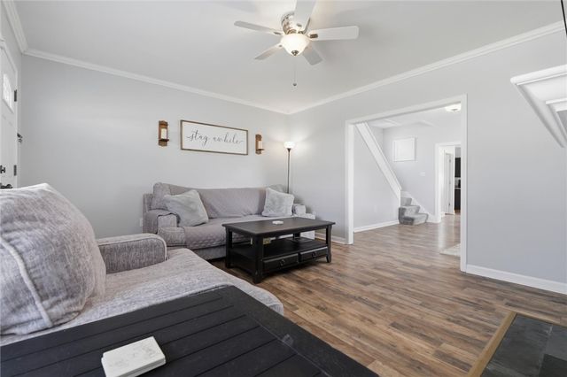 1605 4th St, Patterson Twp, PA 15010