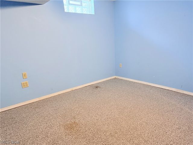 1750 Oneida Avenue, Cuyahoga Falls, OH 44221