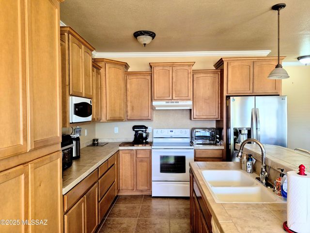 1251 W 100 N, Pima, AZ 85543