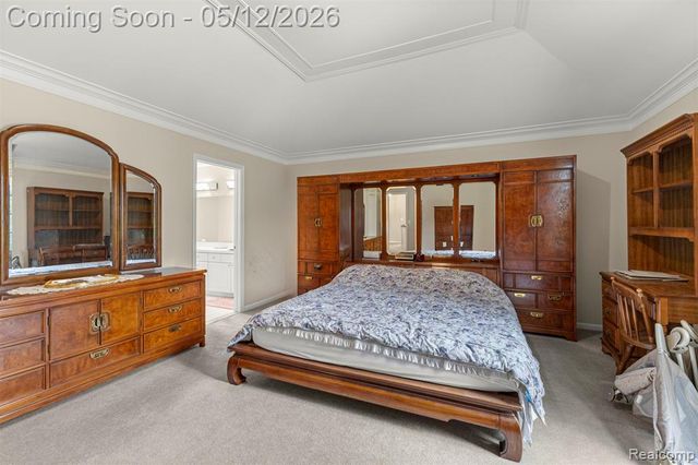 30060 Bristol Lane, Bingham Farms, MI 48025
