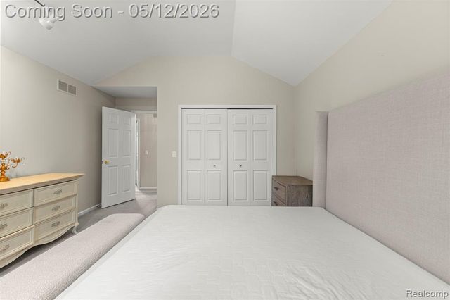 30060 Bristol Lane, Bingham Farms, MI 48025