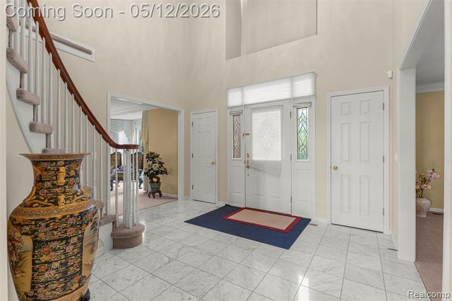 30060 Bristol Lane, Bingham Farms, MI 48025