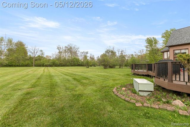 30060 Bristol Lane, Bingham Farms, MI 48025