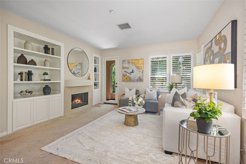 Image 1 of property listing at 33 Flowerbud, Irvine, CA 92603