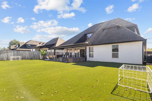 4014 W Albuquerque Place S, Broken Arrow, OK 74011