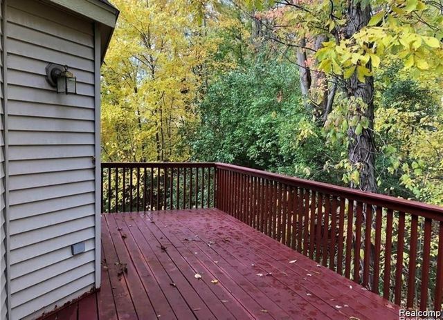 3219 Featherstone Court, Ann Arbor, MI 48105