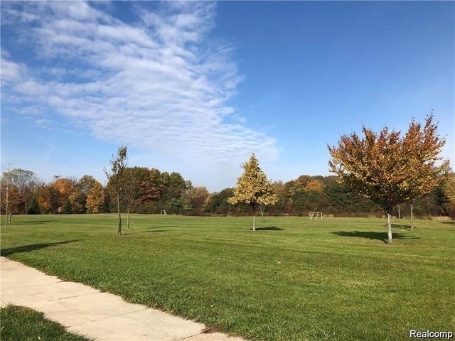 3219 Featherstone Court, Ann Arbor, MI 48105