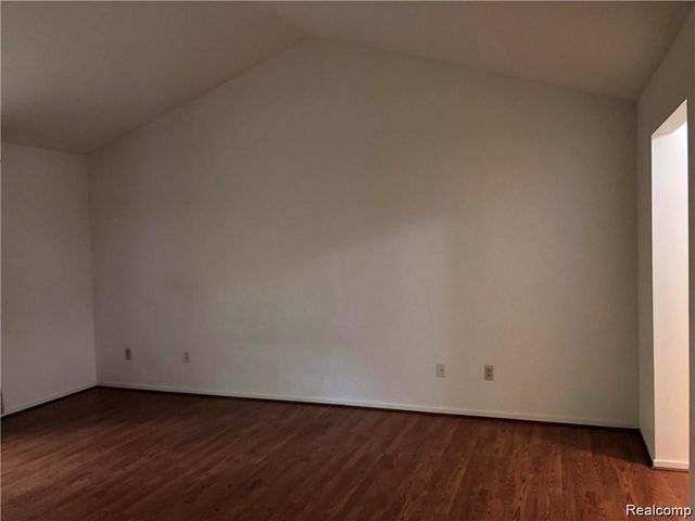 3219 Featherstone Court, Ann Arbor, MI 48105