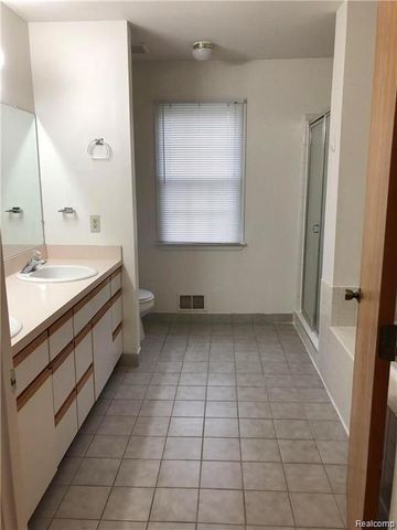 3219 Featherstone Court, Ann Arbor, MI 48105